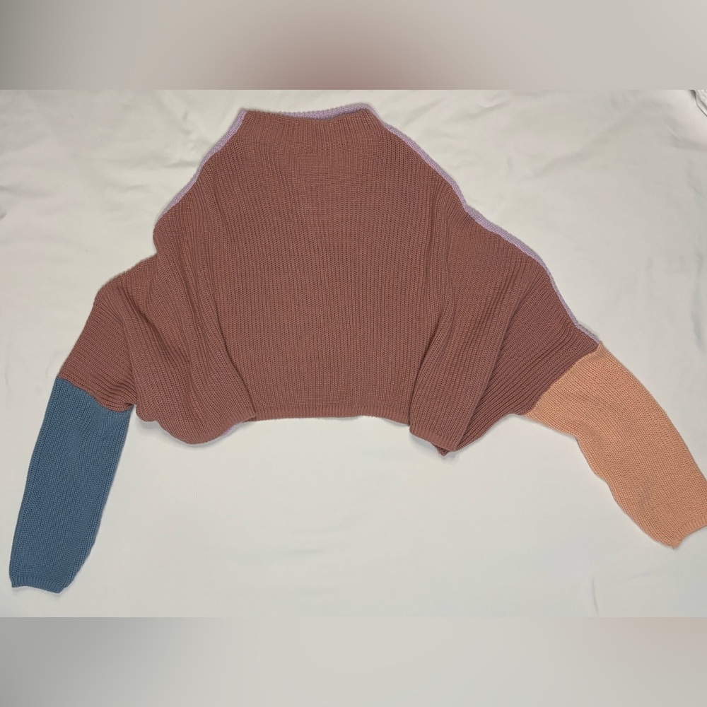 PrettyLittleThing Mock Neck Sweater  • Size 4